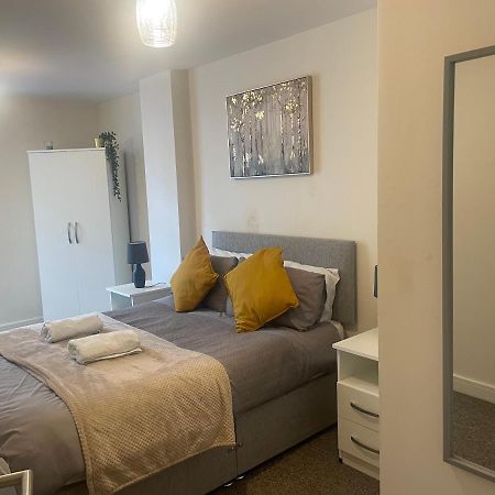 Stylish Two Bed In The Heart Of The City Birmingham Zewnętrze zdjęcie