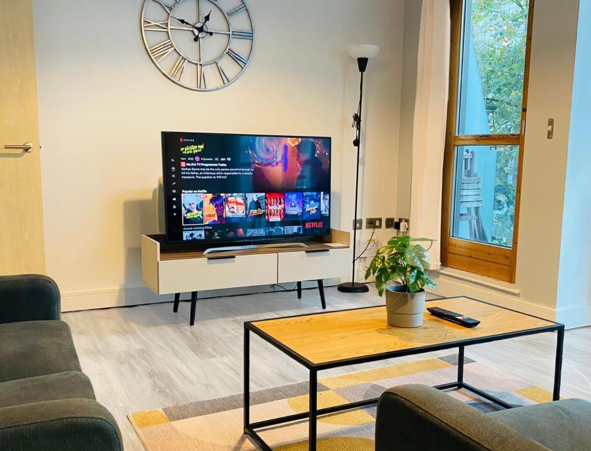 Stylish Two Bed In The Heart Of The City Birmingham Zewnętrze zdjęcie